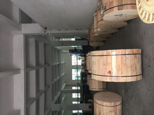 500M شكل 8 كابل ألياف ضوئية ذاتي الدعم 48 كور GYTC8S