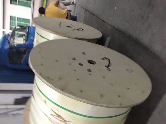 وضع واحد 12 الأساسية كابل الألياف البصرية في الهواء الطلق للاتصالات السلكية واللاسلكية