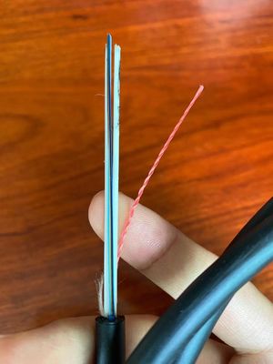 ASU80 كابل الليف البصري ذو الأنبوب الواحد ذو الدعم الذاتي