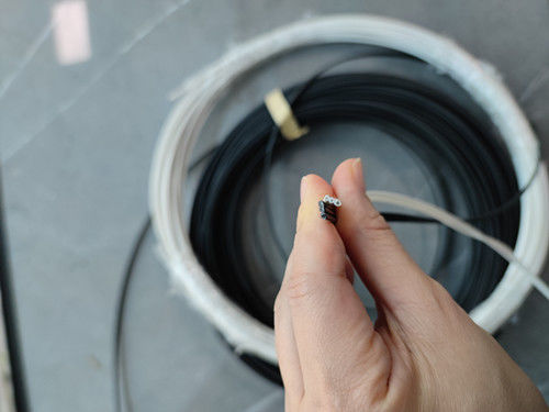 FRP Strength 4 Core G657a Ftth في الهواء الطلق Ftth كابل إسقاط جوي منخفض الانحناء